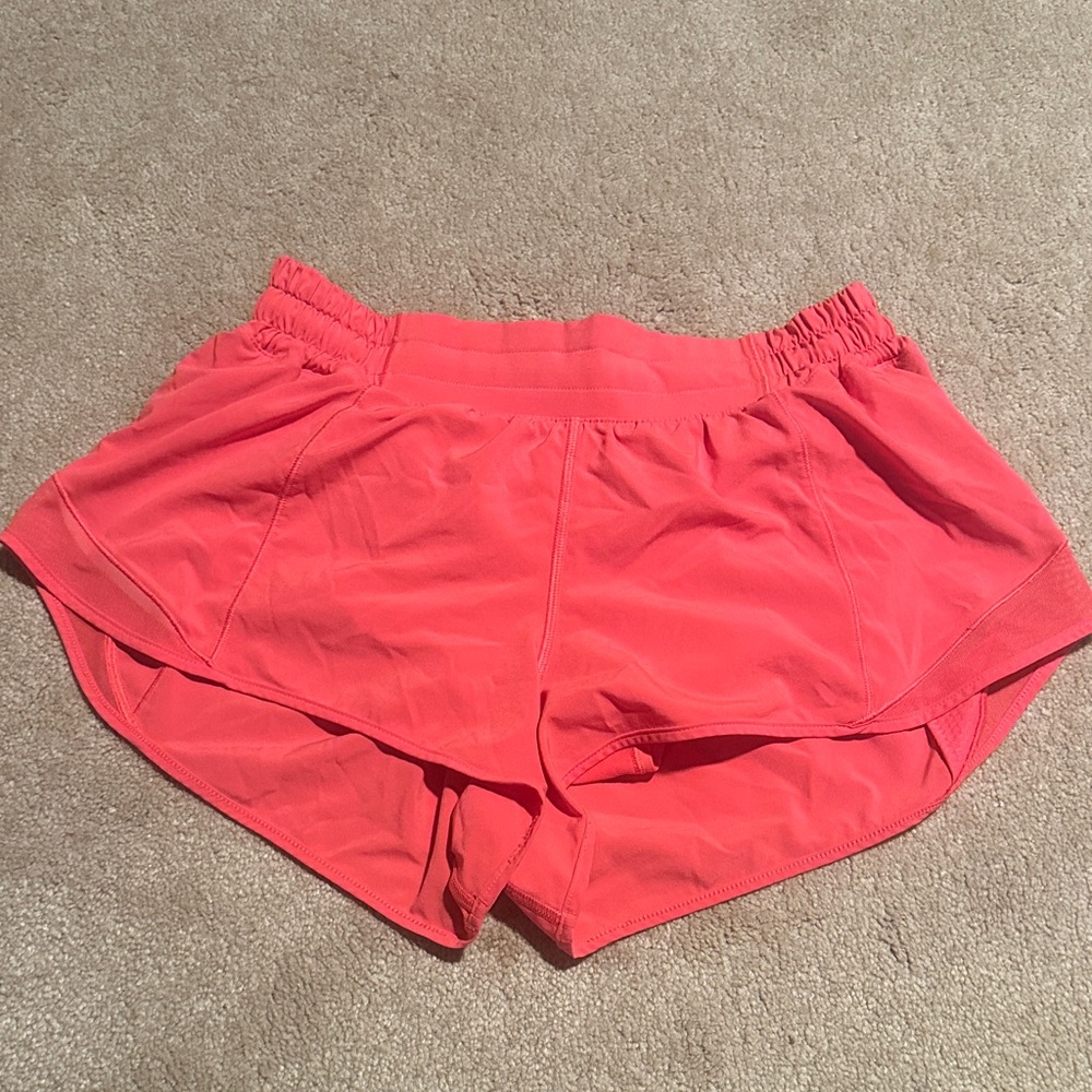 Lululemon Hottie Hot Shorts 2.5